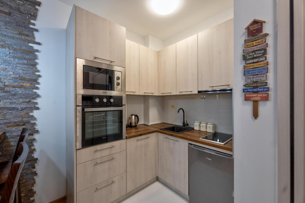 Vila Pekovic Green, Pine Trees View 2 Bedrooms Apartment زلاتيبور المظهر الخارجي الصورة