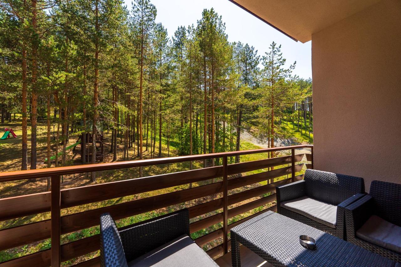 Vila Pekovic Green, Pine Trees View 2 Bedrooms Apartment زلاتيبور المظهر الخارجي الصورة
