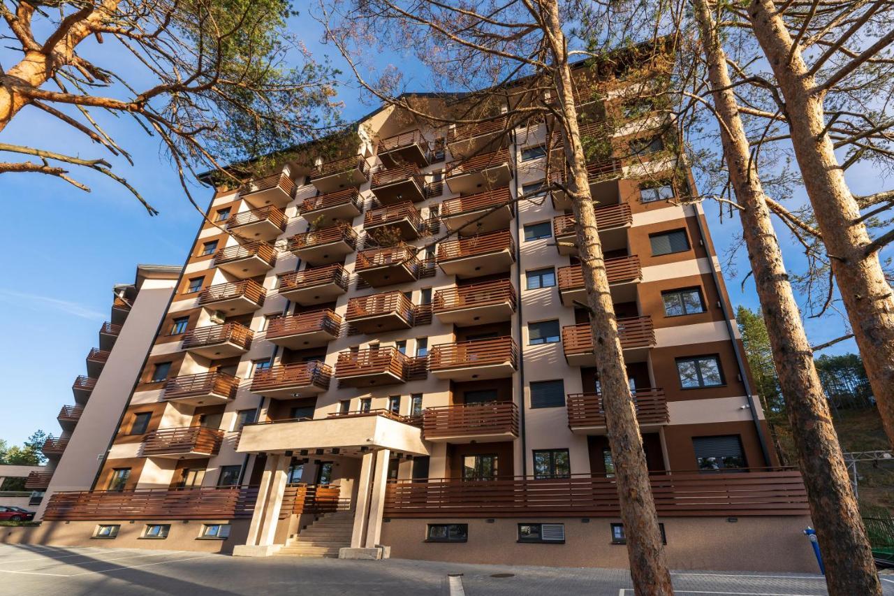 Vila Pekovic Green, Pine Trees View 2 Bedrooms Apartment زلاتيبور المظهر الخارجي الصورة